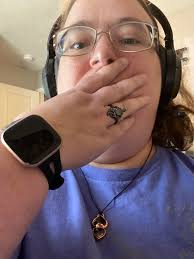 Customer complaint about pendant design