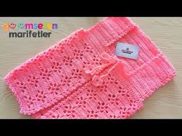 Annelerin Miniklere Yaptiklari Efsane Prenses Orgu Modeli Dikissiz Orgu Modelini Bu Kisa Video Ile Ogrenebilirsiniz Baby Knitting Patterns Bebek Yelek Orgu