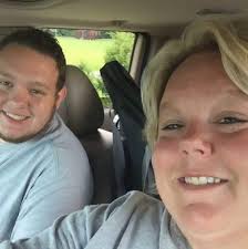 Mother, son killed in Georgia wreck