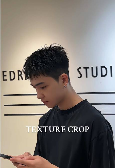 Kiểu Tóc Texture Crop Nam: Trẻ Trung, Năng Động & Gọn Gàng