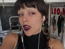 Jeanne Perrin (jolievariante) (@aglaonemal) • Instagram photos and videos