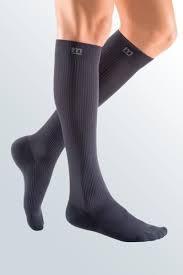 Pin By Jose Ernesto Morrison On Tratamiento Compresiom Socks Compression Socks Mens Dress Socks