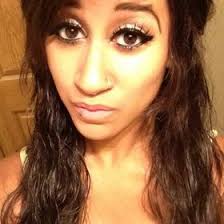 Vanessa Leonard (nessamichelle)