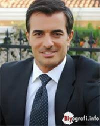 4 haziran 1983, i̇zmir) türk dizi, film ve tiyatro oyuncusudur. Serhan Yavas Biyografi Info