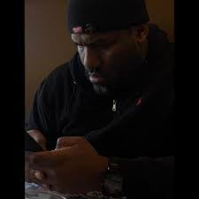 Arthur Buckner's Instagram, Twitter & Facebook