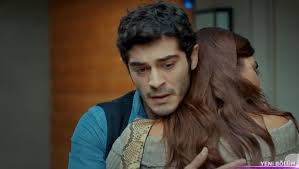 Ask Laftan Anlamaz 23 Bolum Fragmani Ile 17 Aralik 2016 Cumartesi Gunu Show Tv Ekranlarinda Yeni Bolumu Ile Devam Edecek Konunun Devaminda Yayi Hande Ercel Dan