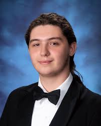 SHS celebrates 557 graduating seniors