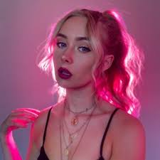 Chelsie Zurawski (@ZurawskiChelsie)