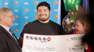 Der lottogewinner ist ein sketch des deutschen humoristen loriot. 24 Year Old Wisconsin Man Manuel Franco Is Winner Of 768 Million Powerball Jackpot It Feels Like A Dream Abc News