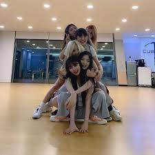 Neverland loves soojin, please comback ❤ #soojin #gidle #여자아이들 #수진. G I Dle Neverland Home Facebook