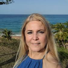 Primera carta de admisión a #universidad en #floridatech !! Gracias a Dios,  a la familia, las amistades, maestras, maestros, consejeras, #gracias a  #todos por sus oraciones y su apoyo siempre!! ❤🙏