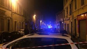 Envie d'effectuer la taille de vos arbres ? Un Homme Tue Par Des Tirs De Kalachnikov A Marseille Le Soir Du Reveillon