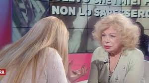 Sandra milo, impegnata nel programma di rai uno io con te condotto da pierluigi diaco e veleria graci, ha rilasciato un'intervista al settimanale rai radiocorriere tv e ha fatto una confessione sui suoi figli. Sandra Milo Non Ho Piu Niente Il Fisco Mi Ha Tolto Tutto