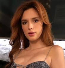 Check spelling or type a new query. Bella Thorne Vergleichen Sie Die Korpergrosse Das Korpergewicht Die Korpermasse Mit Anderen Beruhmtheiten Stellameus