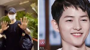 In this blog, i'll share with you the top korean dramas of song joong ki. Diam Diam Ke Bali Song Joong Ki Bikin Heboh Penggemar