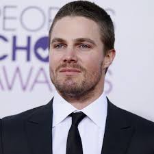 Arrow' Season 5 Spoilers: Lead Actor Stephen Amell Teases Villain