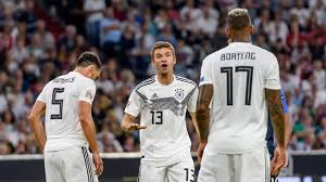 The name hummel in german means bumblebee and the v stands for verkaufsgesellschat or distribution company. News Dfb Deutscher Fussball Bund E V