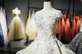 Murang wedding gowns, gowns and accessories. Where To Rent Your Wedding Dress For Your Big Day Mywalletjoy