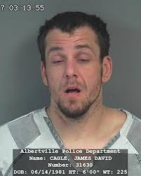 Theft victim chases down, catches suspect