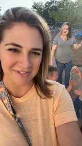 Brandie Andrews's Instagram, Twitter & Facebook