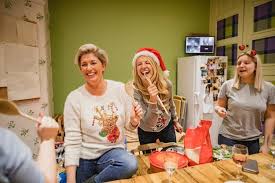 Listen to 36 hours of christmas music on b101.1. 10 Ways To Celebrate Christmas On A Budget By Budget101 Com