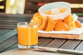 If we take into account the recommended daily amount of this vitamin, we discover that a single glass of orange juice gives us something over 100%. 15 Extraordinary Benefits Of Orange Juice You Ve Probably Never Heard Of Conserve Energy Future