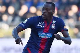 They play in the second division of italian football, the serie b. Foto La Panoramica Sulle Nuove Maglie Da Gara Della Serie A 2020 21