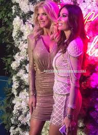 Tanti auguri a elisabetta gregoraci, la showgirl compie 40 anni. Elisabetta Gregoraci Party Da Sogno Per I Suoi 40 Anni E Tutti Hanno Notato La Presenza Di Flavio Briatore