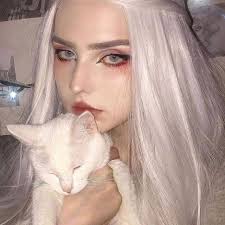 نیازی به پــرواز نیست ، همین پایـیـن بالا تر از خیـلیـام!🖕🏻✨