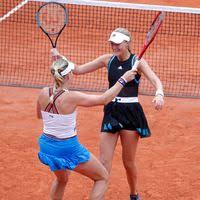 Highlights from the krejčíková/siniaková v hradecká/klepač women's doubles quarterfinals match at the brisbane international 2019. Zive Krejcikova Siniakova Babosova Mladenovicova Semifinale French Open Ihned Cz