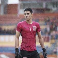 Youtube (liga1match) dan vidio.com follow ig kami @goalkeeper_indo jangan lupa like dan subscribe. Sah Nadeo Argawinata Jadi Rekrutan Ketiga Bali United
