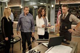 Svu season 4 full episodes to any device, both android. Law Order Svu Season 19 Episode 3 Who Is Brooke Shields Playing