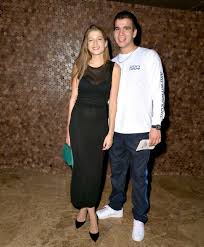 Напомним, недавно федя и саша снялись для обложки журнала tatler, а также дали интервью, в котором рассказали, как познакомились и провели напомним, супруги состоят в отношениях почти три года. Marleighrmcclure