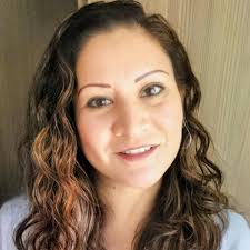 Asesora Mirna Vargas Alfa 777