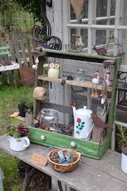 Drahtkiste Hangkiste Holzkiste Holzregal Fliegende Kiste Der Krauterzwerg Website Und Onlineshop In 2020 Holzkisten Holzregal Hangender Garten