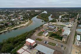 Inside Roma The Small Texas Border Town That Has Become The Epicenter Of Illegal Crossings Daily Mail Online