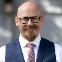 Wayne Varney's Instagram, Twitter & Facebook