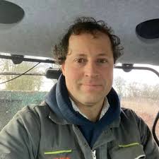 Robert Bowden (@RobertBowden19)