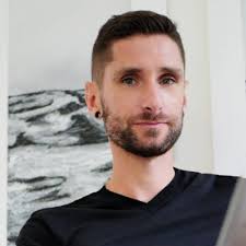 Welcome » aux vacanciers et bon courage à tous les professionnels de la  montagne pour ces 4 prochaines semaines ! 👍 Avec 170 stations, la Region  Auvergne Rhône Alpes concentre 79% du marché…