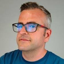 WWE Raw: Becky Lynch lanza una polémica respuesta a CM Punk