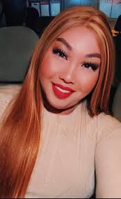 29 year. Single. located ( Vadinas Heights ) Exploring what's out there,  not in a rush for anything. Always interested in making friends too!