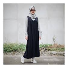 Model baju batik atasan wanita lengan panjang. Ide Tampilan Modis Ibu Ibu Muda Berhijab Masa Kini Yang Bisa Jadi Inspirasi Kamu