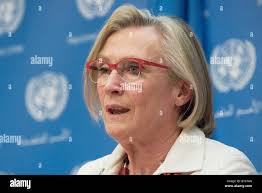 Carolyn jones hi-res stock photography and images