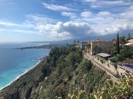 The White Lotus Tour Of Taormina, Sicily - Wunderhead