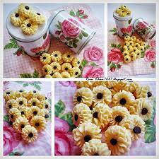 I chanced upon kuih wajid when i was trying to cook something with glutinous rice via pinterest. Pin Di Biskut Bunga Cina