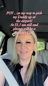 Unapologetic ✨ that's my word in 2025! Unapologetic about growing 🌱,  evolving 🦋, and chasing the BEST version of me without looking back!  🔥Surround yourself with women who level up 🚀, outgrow