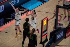 Mach mehr aus deinem spiel. Iowa Women S Basketball Receives No 5 Seed For Ncaa Tournament Will Face Central Michigan The Daily Iowan