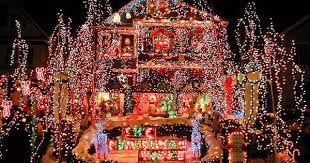 Funny Christmas Lights Display The Best Christmas Light Displays Are Not In The Rich Neighbo Best Christmas Lights Outdoor Christmas Lights Outdoor Christmas