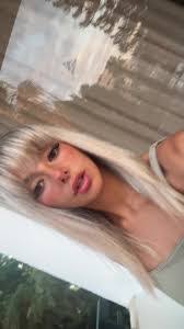 Ella Reilly's Instagram, Twitter & Facebook