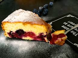 Die kombination harmoniert super und schmeckt am besten frisch gekühlt. Joghurt Kuchen Mit Beeren